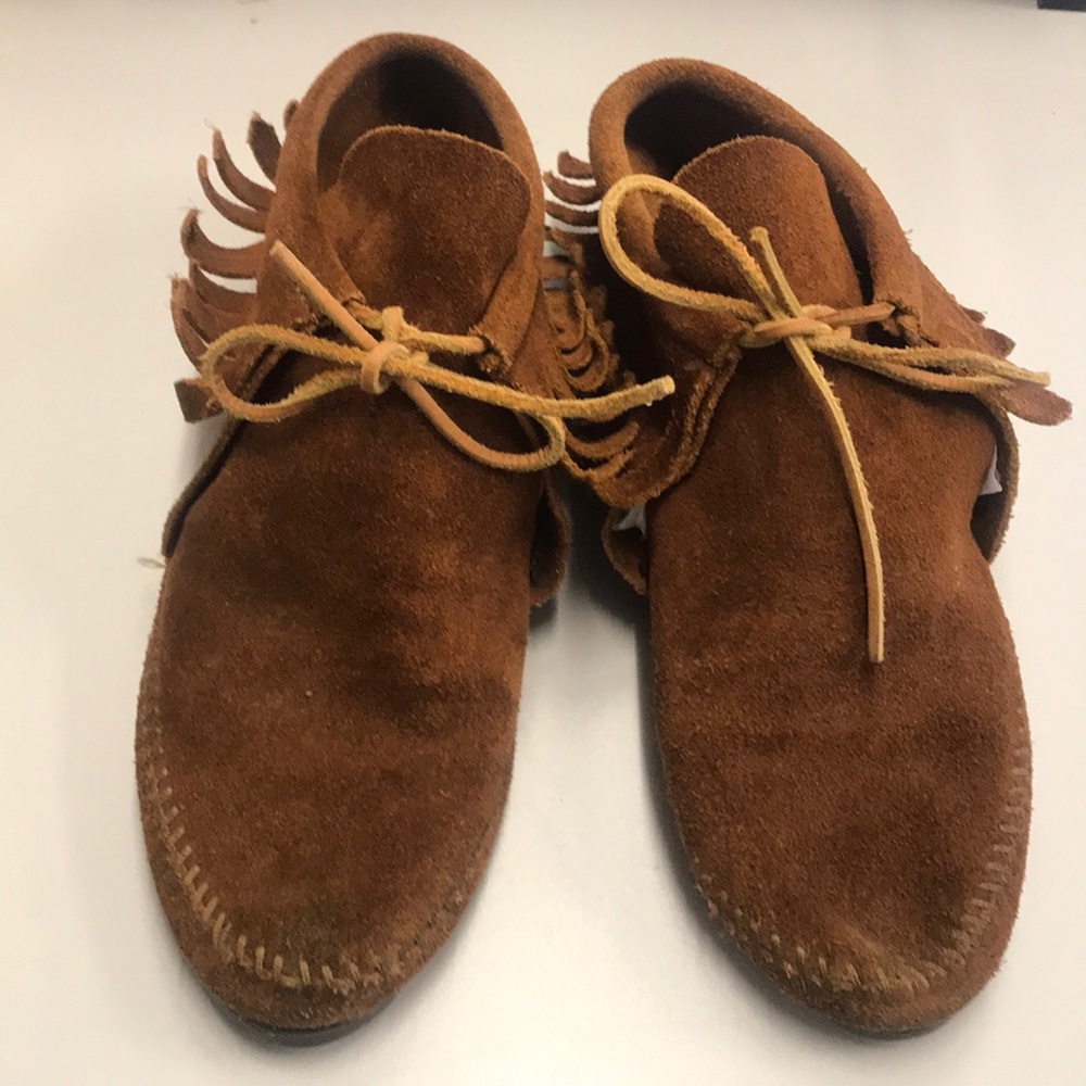 Minnetonka moccasins 7.5